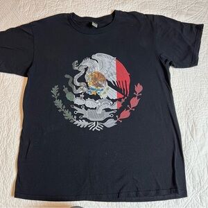 NEW LIMITED Mexican Eagle Mexico Flag Design Great Gift Idea Tee T-Shirt Size L